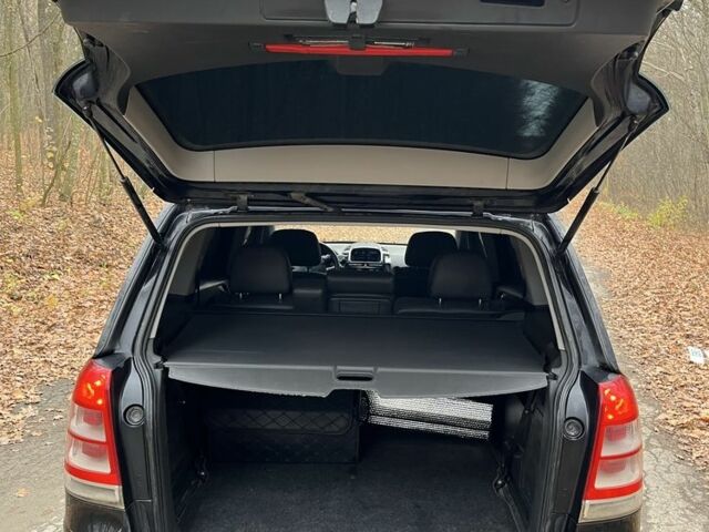 Чорний Опель Зафіра, об'ємом двигуна 1.9 л та пробігом 313 тис. км за 6500 $, фото 4 на Automoto.ua