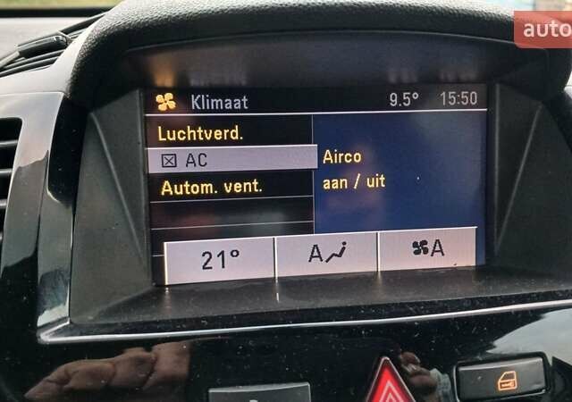 Черный Опель Зафира, объемом двигателя 1.6 л и пробегом 225 тыс. км за 6700 $, фото 21 на Automoto.ua