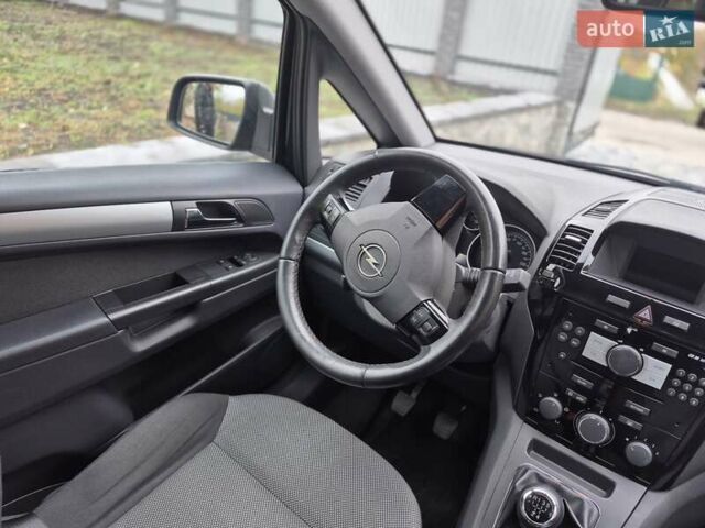 Чорний Опель Зафіра, об'ємом двигуна 1.8 л та пробігом 201 тис. км за 6990 $, фото 23 на Automoto.ua