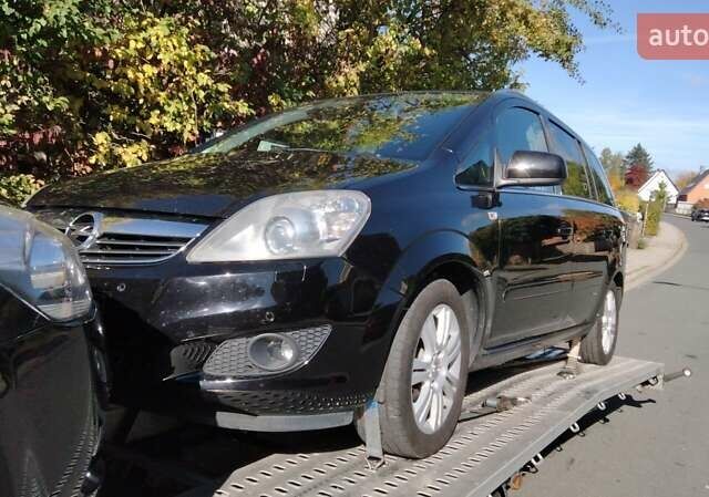 Черный Опель Зафира, объемом двигателя 1.8 л и пробегом 216 тыс. км за 7500 $, фото 9 на Automoto.ua