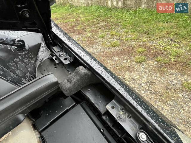 Черный Опель Зафира, объемом двигателя 1.7 л и пробегом 215 тыс. км за 6999 $, фото 21 на Automoto.ua