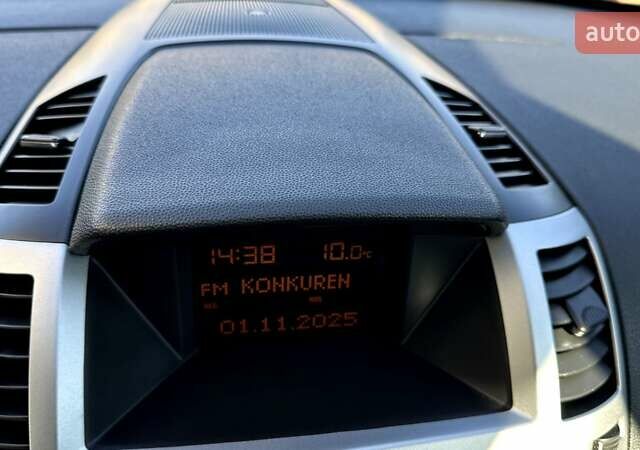 Черный Опель Зафира, объемом двигателя 1.6 л и пробегом 200 тыс. км за 6550 $, фото 1 на Automoto.ua