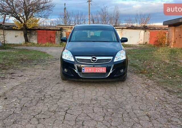 Черный Опель Зафира, объемом двигателя 1.6 л и пробегом 225 тыс. км за 6700 $, фото 8 на Automoto.ua