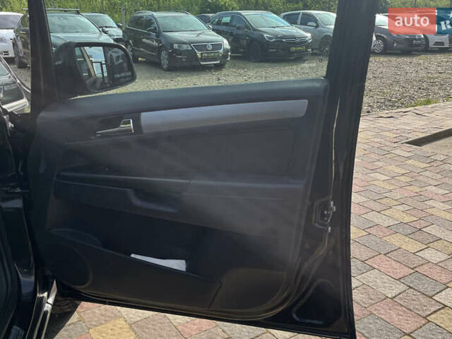 Опель Зафира 2010 в Стрые на Automoto.ua Черный Опель Зафира, объемом двигателя 1.7 л и пробегом 215 тыс. км за 7300 $, фото 24 на Automoto.ua