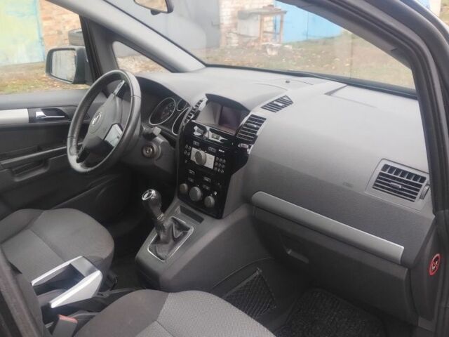 Опель Зафира 2010 в Христиновке на Automoto.ua Черный Опель Зафира, объемом двигателя 1.6 л и пробегом 248 тыс. км за 6800 $, фото 3 на Automoto.ua