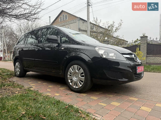 Черный Опель Зафира, объемом двигателя 1.6 л и пробегом 201 тыс. км за 7100 $, фото 9 на Automoto.ua
