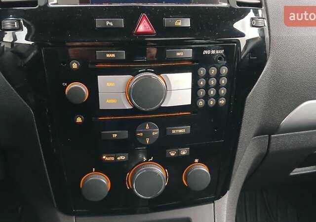 Черный Опель Зафира, объемом двигателя 1.6 л и пробегом 225 тыс. км за 6700 $, фото 14 на Automoto.ua