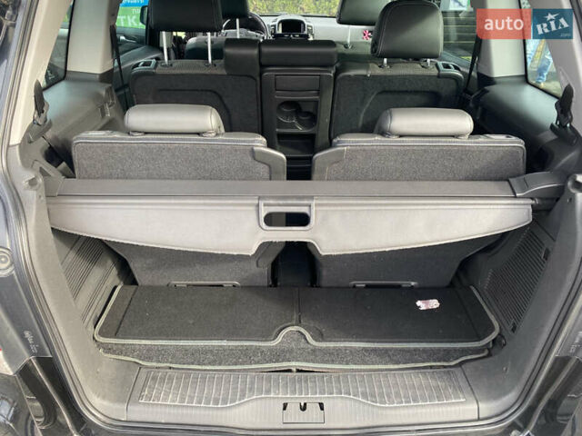 Черный Опель Зафира, объемом двигателя 1.7 л и пробегом 214 тыс. км за 6900 $, фото 11 на Automoto.ua