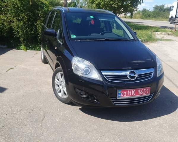 Чорний Опель Зафіра, об'ємом двигуна 1.8 л та пробігом 194 тис. км за 8850 $, фото 7 на Automoto.ua