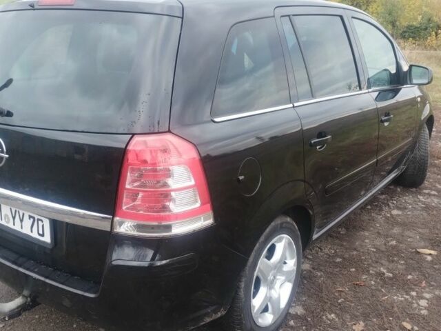 Опель Зафира 2010 в Христиновке на Automoto.ua Черный Опель Зафира, объемом двигателя 1.6 л и пробегом 248 тыс. км за 6800 $, фото 4 на Automoto.ua