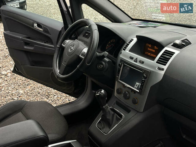 Черный Опель Зафира, объемом двигателя 0 л и пробегом 265 тыс. км за 6500 $, фото 18 на Automoto.ua