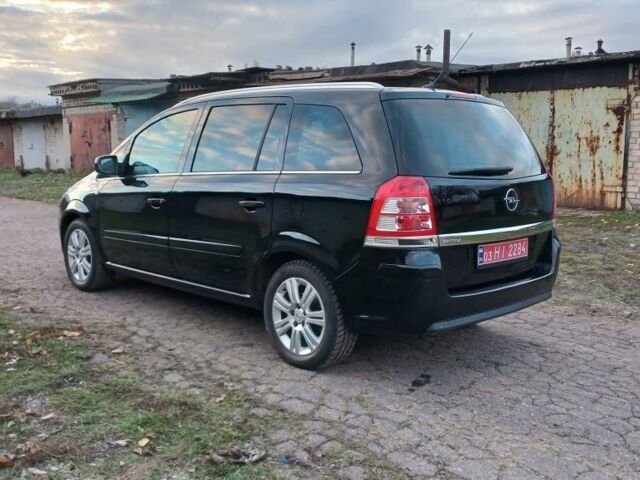 Черный Опель Зафира, объемом двигателя 0 л и пробегом 225 тыс. км за 6600 $, фото 3 на Automoto.ua