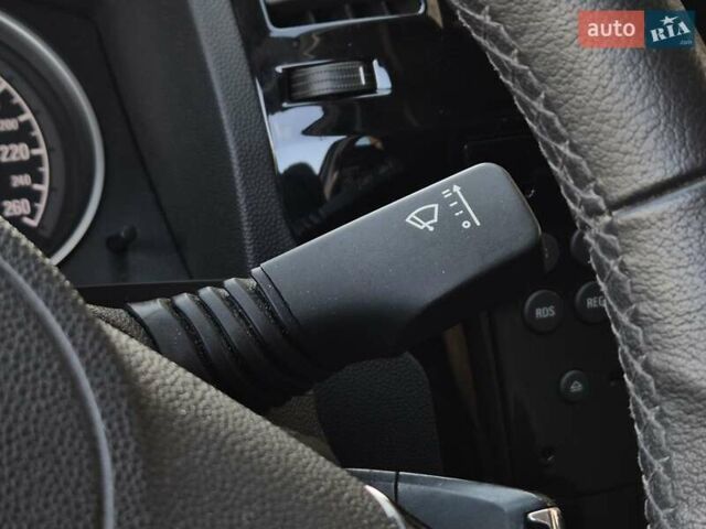 Черный Опель Зафира, объемом двигателя 2.2 л и пробегом 165 тыс. км за 8699 $, фото 43 на Automoto.ua