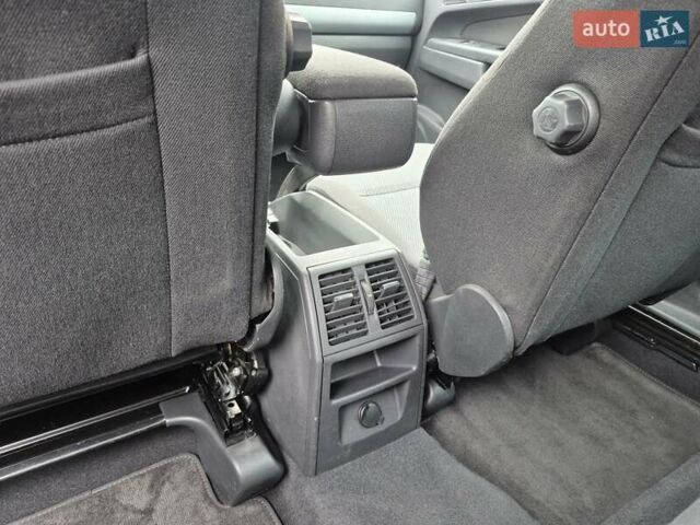 Чорний Опель Зафіра, об'ємом двигуна 1.8 л та пробігом 201 тис. км за 6990 $, фото 29 на Automoto.ua