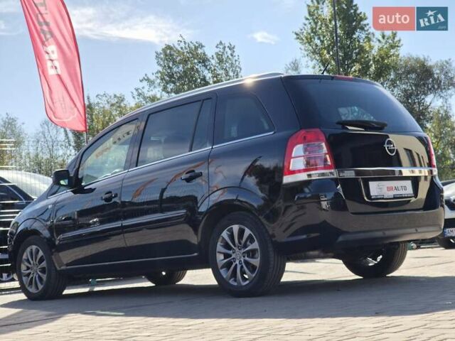 Черный Опель Зафира, объемом двигателя 2.2 л и пробегом 165 тыс. км за 8699 $, фото 20 на Automoto.ua