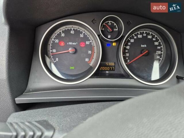 Чорний Опель Зафіра, об'ємом двигуна 1.8 л та пробігом 201 тис. км за 6990 $, фото 16 на Automoto.ua