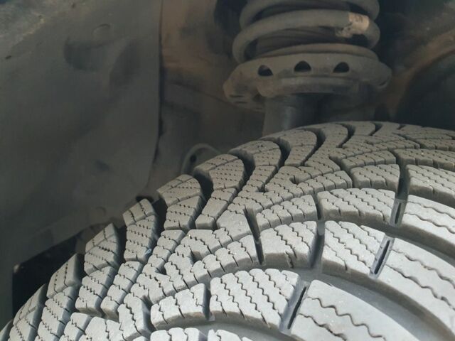 Черный Опель Зафира, объемом двигателя 1.7 л и пробегом 315 тыс. км за 4042 $, фото 6 на Automoto.ua