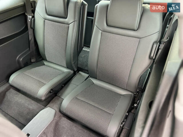 Черный Опель Зафира, объемом двигателя 1.9 л и пробегом 172 тыс. км за 8000 $, фото 23 на Automoto.ua