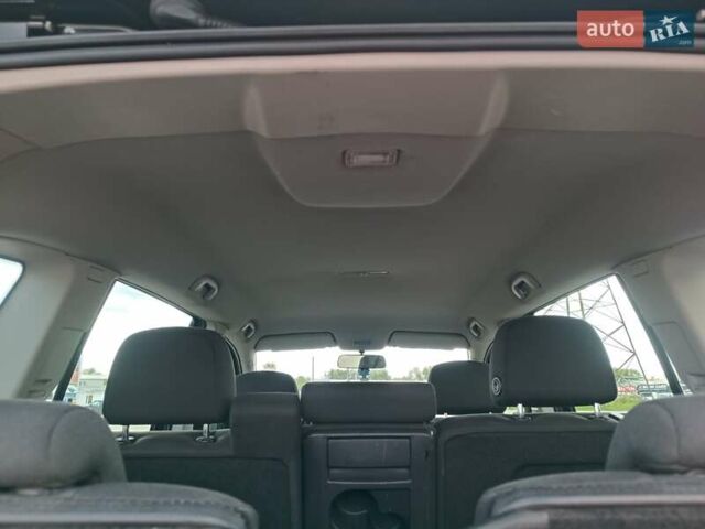 Черный Опель Зафира, объемом двигателя 0 л и пробегом 260 тыс. км за 5950 $, фото 15 на Automoto.ua