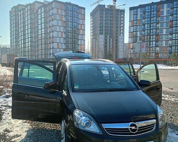 Черный Опель Зафира, объемом двигателя 1.9 л и пробегом 221 тыс. км за 7700 $, фото 5 на Automoto.ua