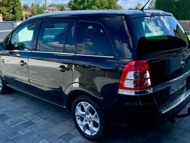 Чорний Опель Зафіра, об'ємом двигуна 1.9 л та пробігом 182 тис. км за 2300 $, фото 5 на Automoto.ua