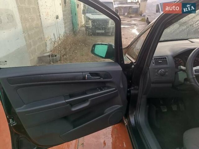 Чорний Опель Зафіра, об'ємом двигуна 0 л та пробігом 260 тис. км за 5700 $, фото 20 на Automoto.ua