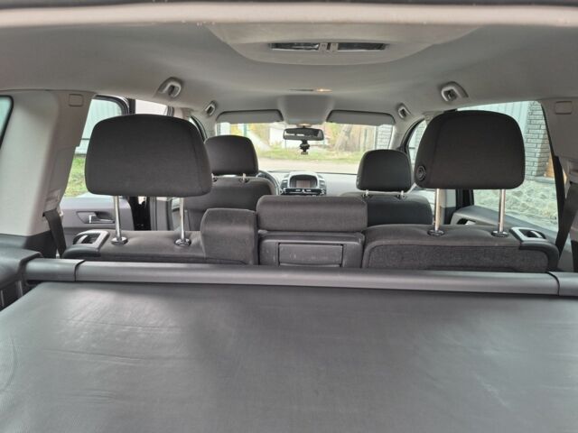 Черный Опель Зафира, объемом двигателя 1.8 л и пробегом 201 тыс. км за 6950 $, фото 12 на Automoto.ua