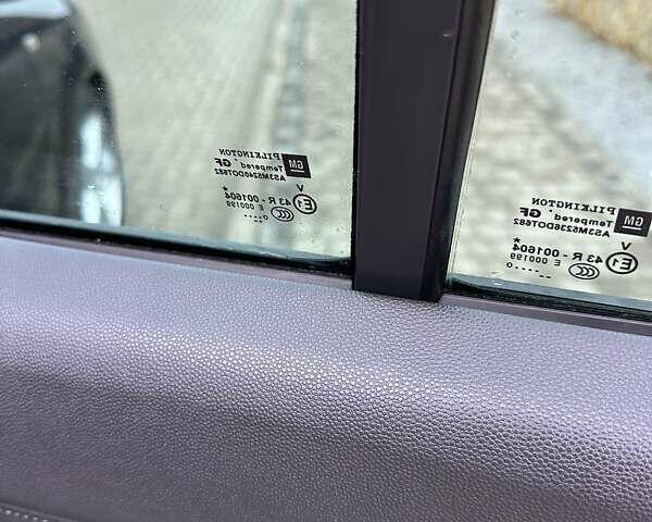 Чорний Опель Зафіра, об'ємом двигуна 1.8 л та пробігом 220 тис. км за 7000 $, фото 22 на Automoto.ua