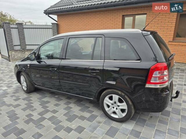 Чорний Опель Зафіра, об'ємом двигуна 1.8 л та пробігом 201 тис. км за 6990 $, фото 1 на Automoto.ua