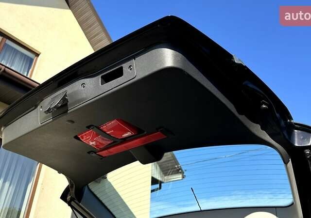 Черный Опель Зафира, объемом двигателя 1.6 л и пробегом 200 тыс. км за 6550 $, фото 11 на Automoto.ua