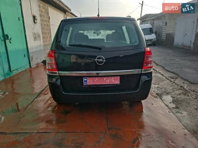 Чорний Опель Зафіра, об'ємом двигуна 0 л та пробігом 260 тис. км за 5700 $, фото 4 на Automoto.ua
