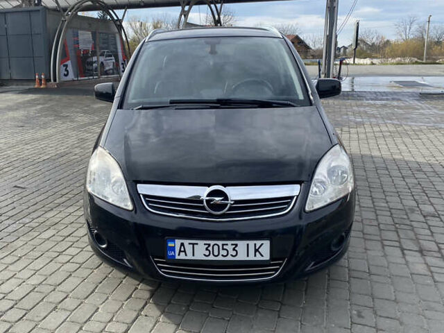 Черный Опель Зафира, объемом двигателя 1.7 л и пробегом 214 тыс. км за 6900 $, фото 1 на Automoto.ua
