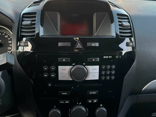 Черный Опель Зафира, объемом двигателя 1.7 л и пробегом 280 тыс. км за 7000 $, фото 11 на Automoto.ua