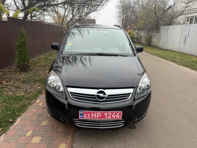 Черный Опель Зафира, объемом двигателя 1.6 л и пробегом 201 тыс. км за 7100 $, фото 1 на Automoto.ua