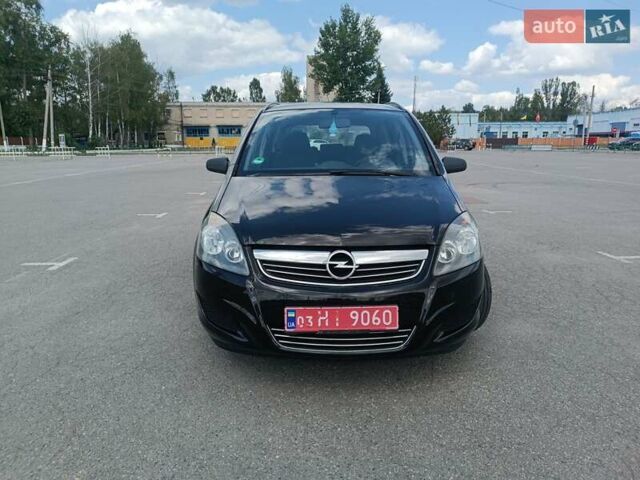 Черный Опель Зафира, объемом двигателя 0 л и пробегом 260 тыс. км за 5950 $, фото 2 на Automoto.ua