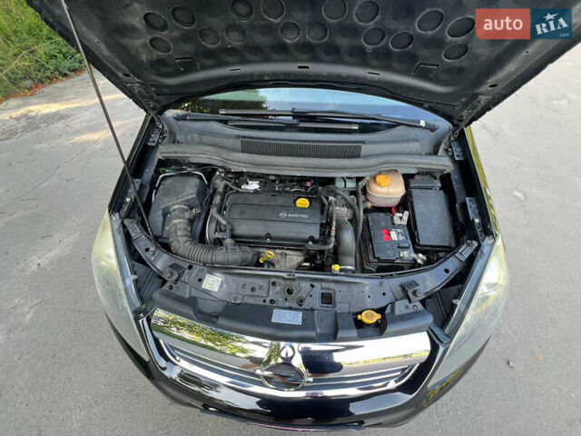 Черный Опель Зафира, объемом двигателя 1.8 л и пробегом 253 тыс. км за 7000 $, фото 8 на Automoto.ua