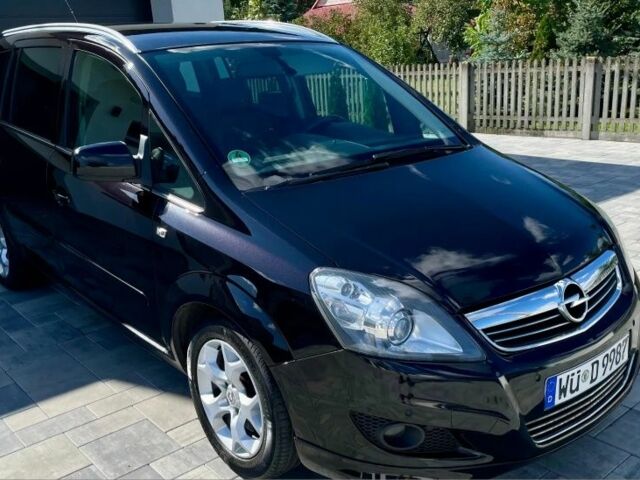Чорний Опель Зафіра, об'ємом двигуна 1.9 л та пробігом 182 тис. км за 2300 $, фото 2 на Automoto.ua