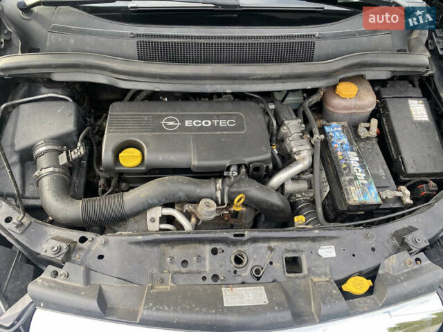 Черный Опель Зафира, объемом двигателя 1.7 л и пробегом 214 тыс. км за 6900 $, фото 14 на Automoto.ua