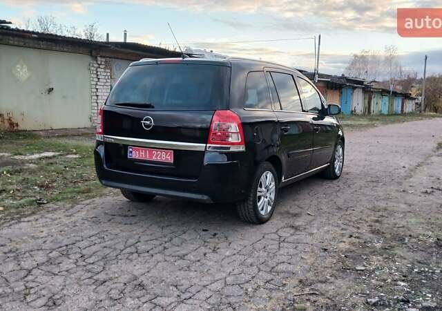 Черный Опель Зафира, объемом двигателя 1.6 л и пробегом 225 тыс. км за 6700 $, фото 7 на Automoto.ua