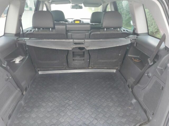 Черный Опель Зафира, объемом двигателя 1.7 л и пробегом 305 тыс. км за 7000 $, фото 12 на Automoto.ua