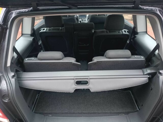 Чорний Опель Зафіра, об'ємом двигуна 1.6 л та пробігом 260 тис. км за 5700 $, фото 7 на Automoto.ua