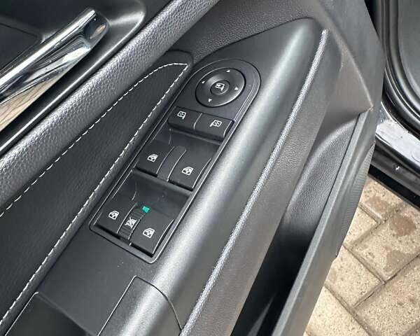 Чорний Опель Зафіра, об'ємом двигуна 1.8 л та пробігом 220 тис. км за 7000 $, фото 17 на Automoto.ua