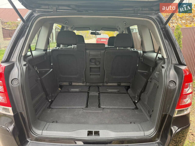 Черный Опель Зафира, объемом двигателя 1.6 л и пробегом 201 тыс. км за 7100 $, фото 56 на Automoto.ua