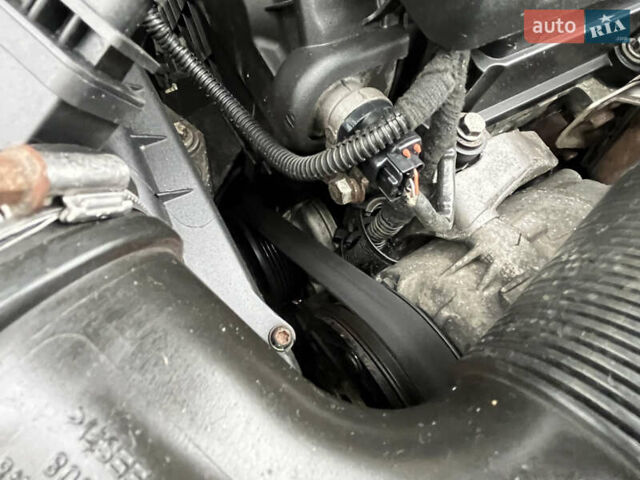 Черный Опель Зафира, объемом двигателя 1.7 л и пробегом 215 тыс. км за 6999 $, фото 18 на Automoto.ua