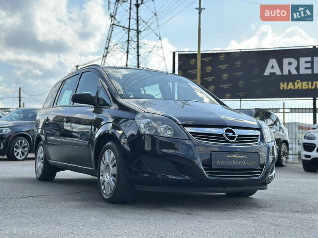 Чорний Опель Зафіра, об'ємом двигуна 1.6 л та пробігом 263 тис. км за 6800 $, фото 8 на Automoto.ua