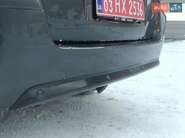 Черный Опель Зафира, объемом двигателя 1.8 л и пробегом 197 тыс. км за 6700 $, фото 16 на Automoto.ua