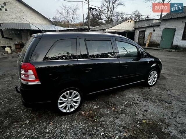 Чорний Опель Зафіра, об'ємом двигуна 0 л та пробігом 250 тис. км за 6899 $, фото 2 на Automoto.ua