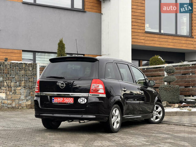 Черный Опель Зафира, объемом двигателя 1.9 л и пробегом 172 тыс. км за 8000 $, фото 9 на Automoto.ua