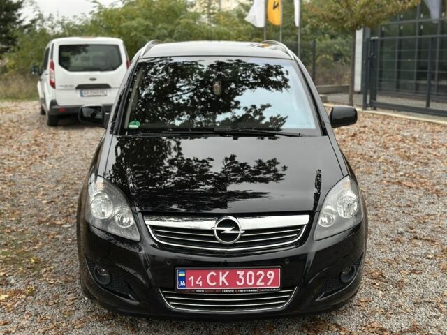 Черный Опель Зафира, объемом двигателя 1.7 л и пробегом 254 тыс. км за 7500 $, фото 1 на Automoto.ua