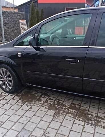 Чорний Опель Зафіра, об'ємом двигуна 1.7 л та пробігом 300 тис. км за 6500 $, фото 12 на Automoto.ua
